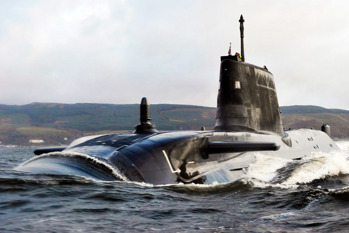 Апл ворлд. Hms astute подводная лодка. британская апл астьют. astute class submarine. пларб вэнгард.
