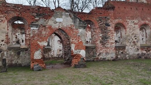 Кирха Абшвангена в поселке Тишино, где расстреляли 47 жителей