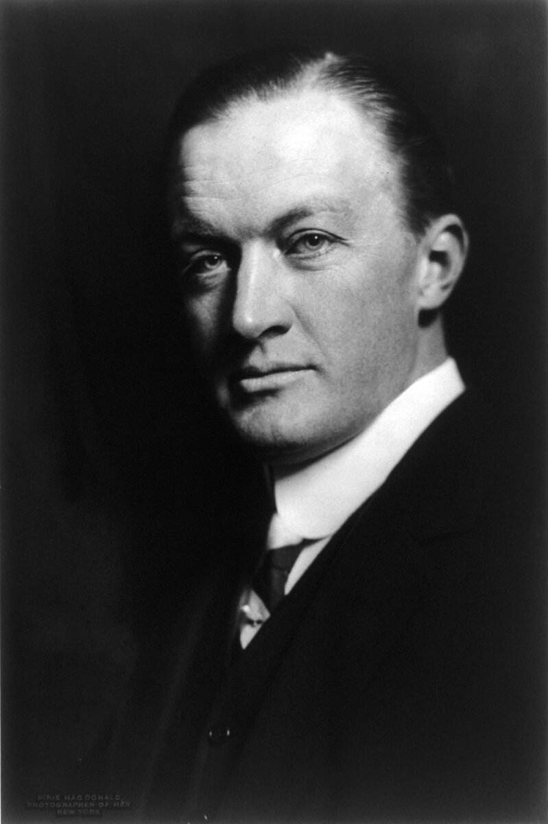 Джон Рассел Поуп