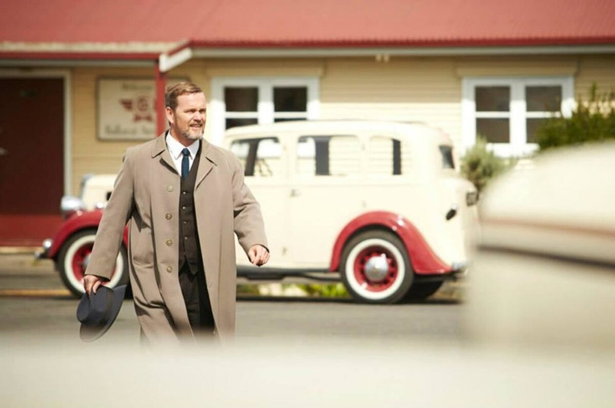 Кадр из сериала "Доктор Блейк".