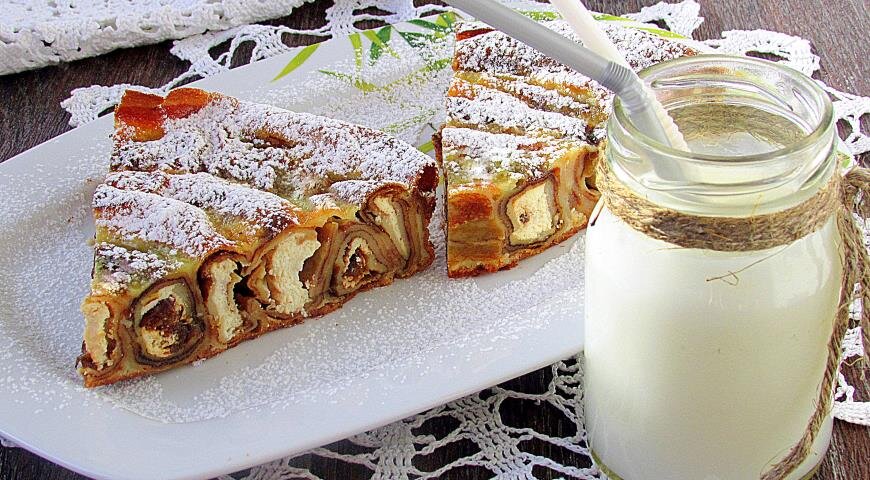 Блинный пирог с заливкой