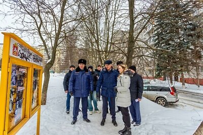    Главный инспектор Подмосковья Светлана Аипова во Фрязине © Пресс-служба Главного управления содержания территорий Московской области