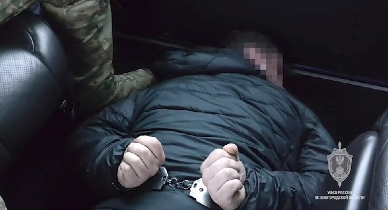    «Горячий сезон» у ФСБ: силовики устроили облавы на пособников украинских нацистов от Карелии до Хабаровска