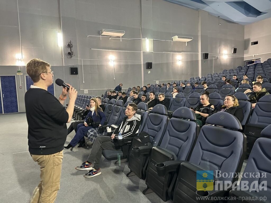     Молодые предприниматели расскали волжским студентам, как зарабатывать деньги
