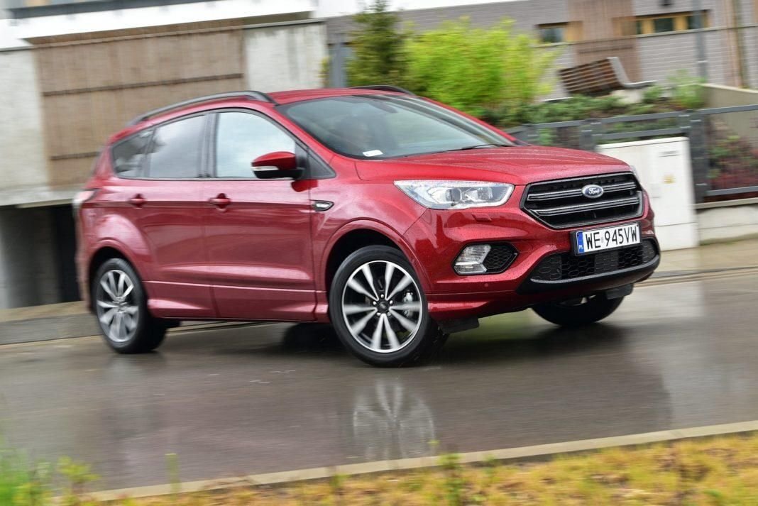      Ford Kuga (2011-2019)