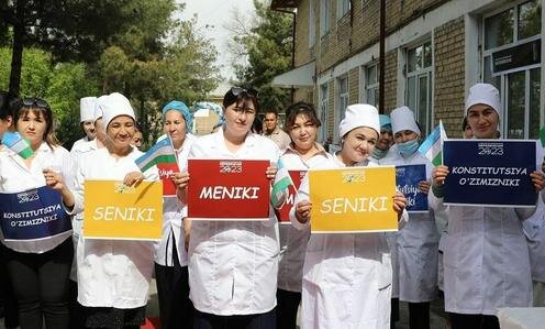 Мероприятие, посвященное конституционному референдуму. Фото пресс-службы хокимията Мирабадского района Ташкента