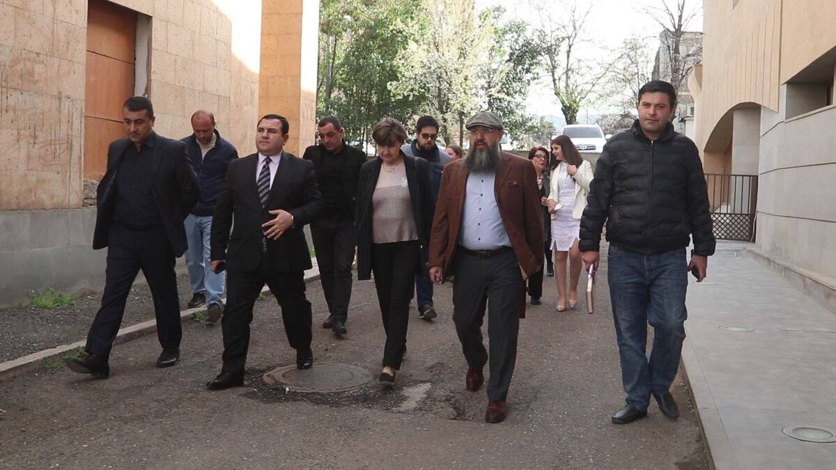 Дом Русской Культуры в Степанакерте будет способствовать укреплению и развитию русско-армянских связей. Фоторяд