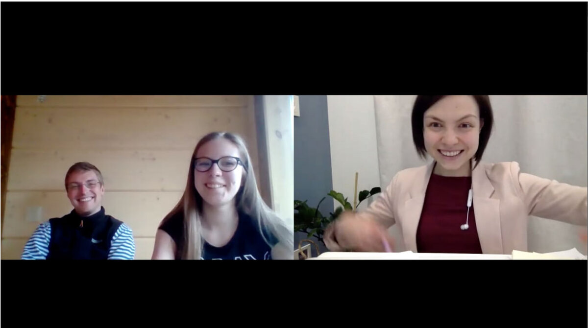 Пролистните, чтобы увидеть, как проходят консультации с экспертами