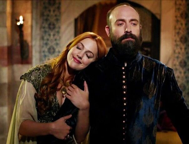 -Хюррем - наконец произнес Сулейман источник:pinterest.com