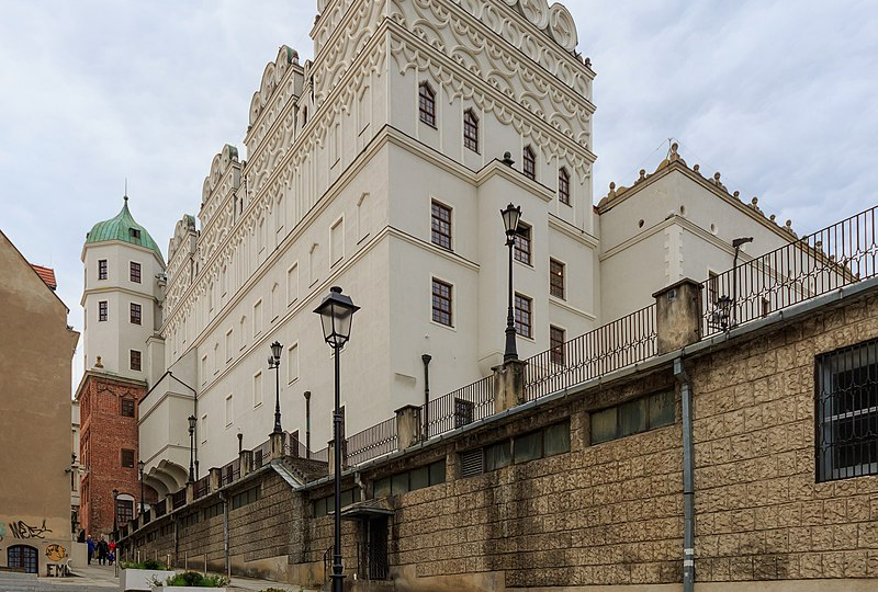 Поляки переименовали Калининград, но в эту игру можно играть вдвоём