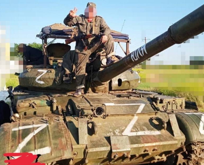 Удар дронов по татарстану. Т-62мв с динамической защитой. T62 на Украине. Т-62мв на Украине. Т-62 С динамической защитой.