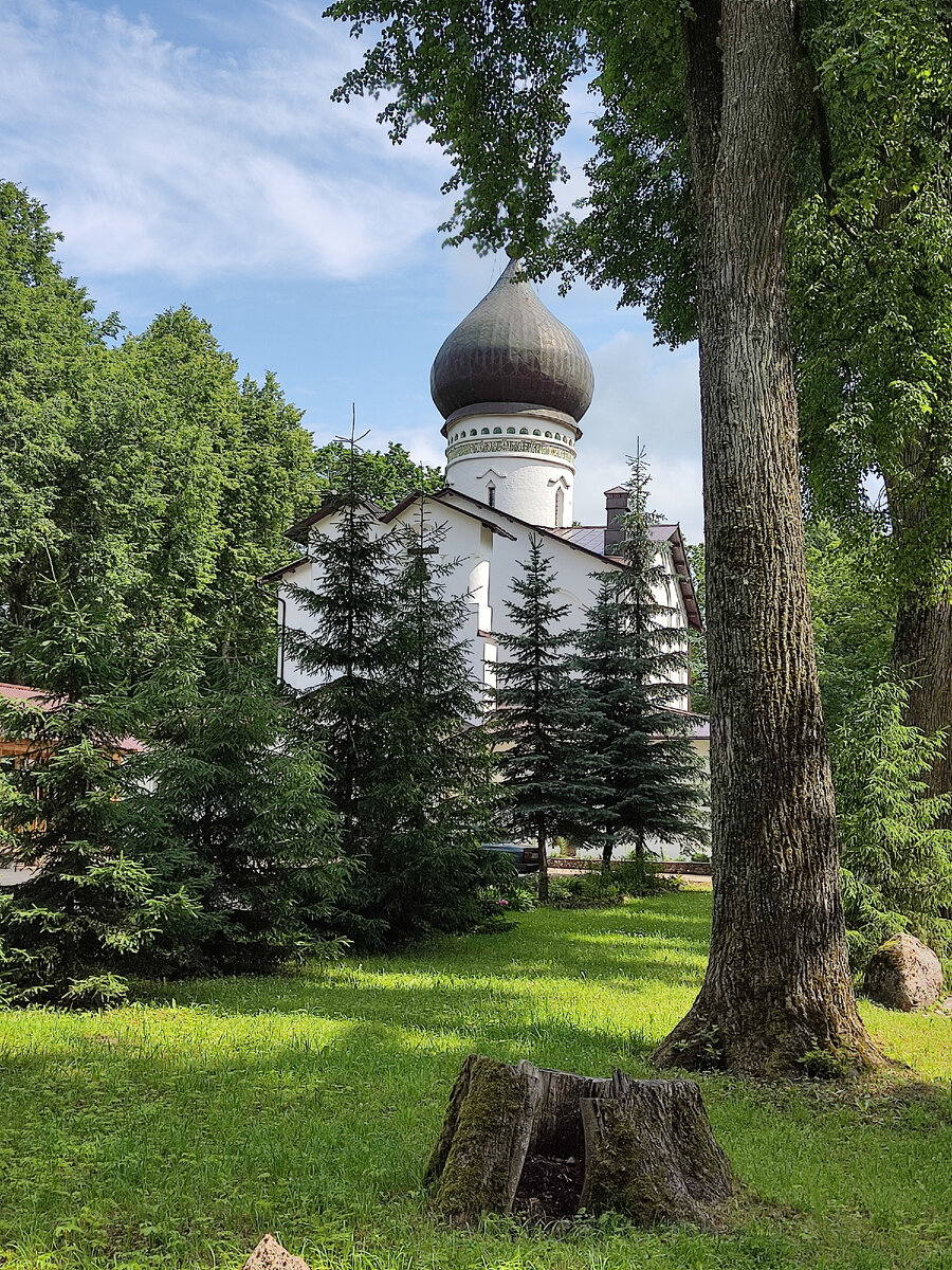 Моё прошлогоднее фото Гдовского Собора Державной иконы Божией Матери