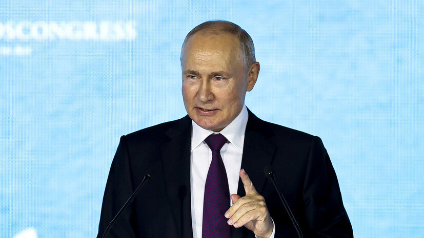   AP Vyacheslav Viktorov, Roscongress Foundation