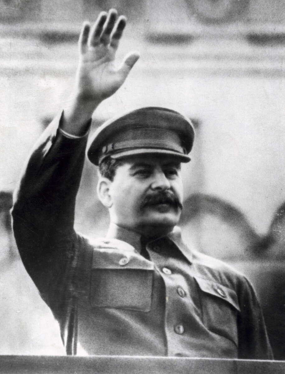 Иосиф Сталин. Источник фото: https://maxpark.com/community/129/content/6084773