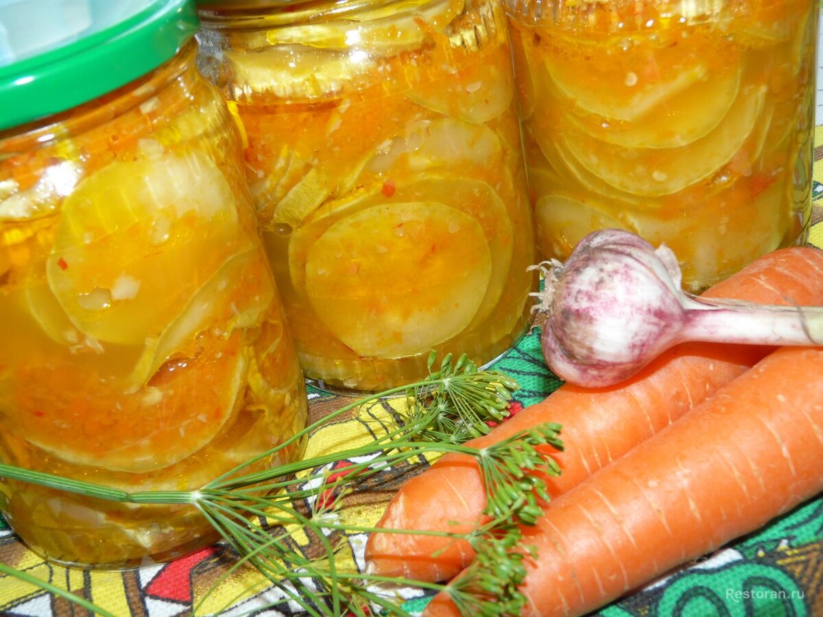 Форум кабачки на зиму. Кабачки на зиму. Закуска из кабачков на зиму. Кабачки в остром соусе. Острые кабачки на зиму.