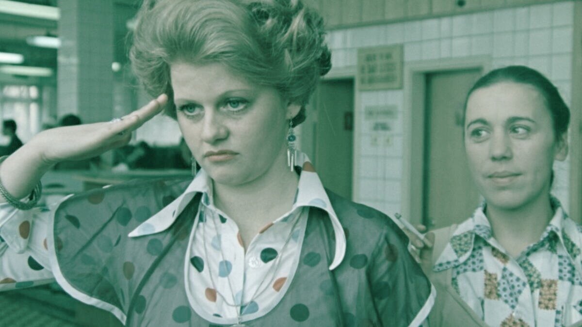 Кадр из фильма "Москва слезам не верит"