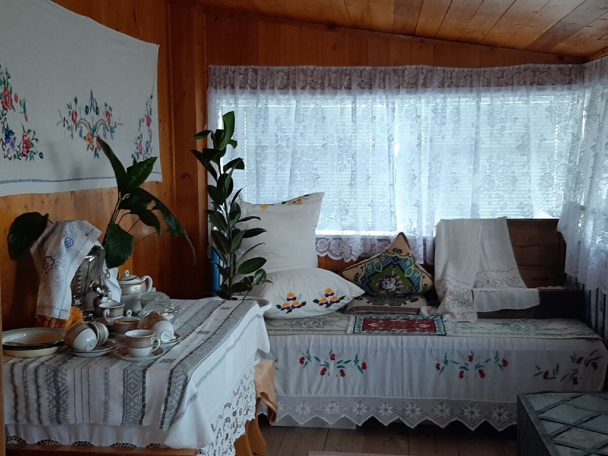 Чистая и уютная веранда. 