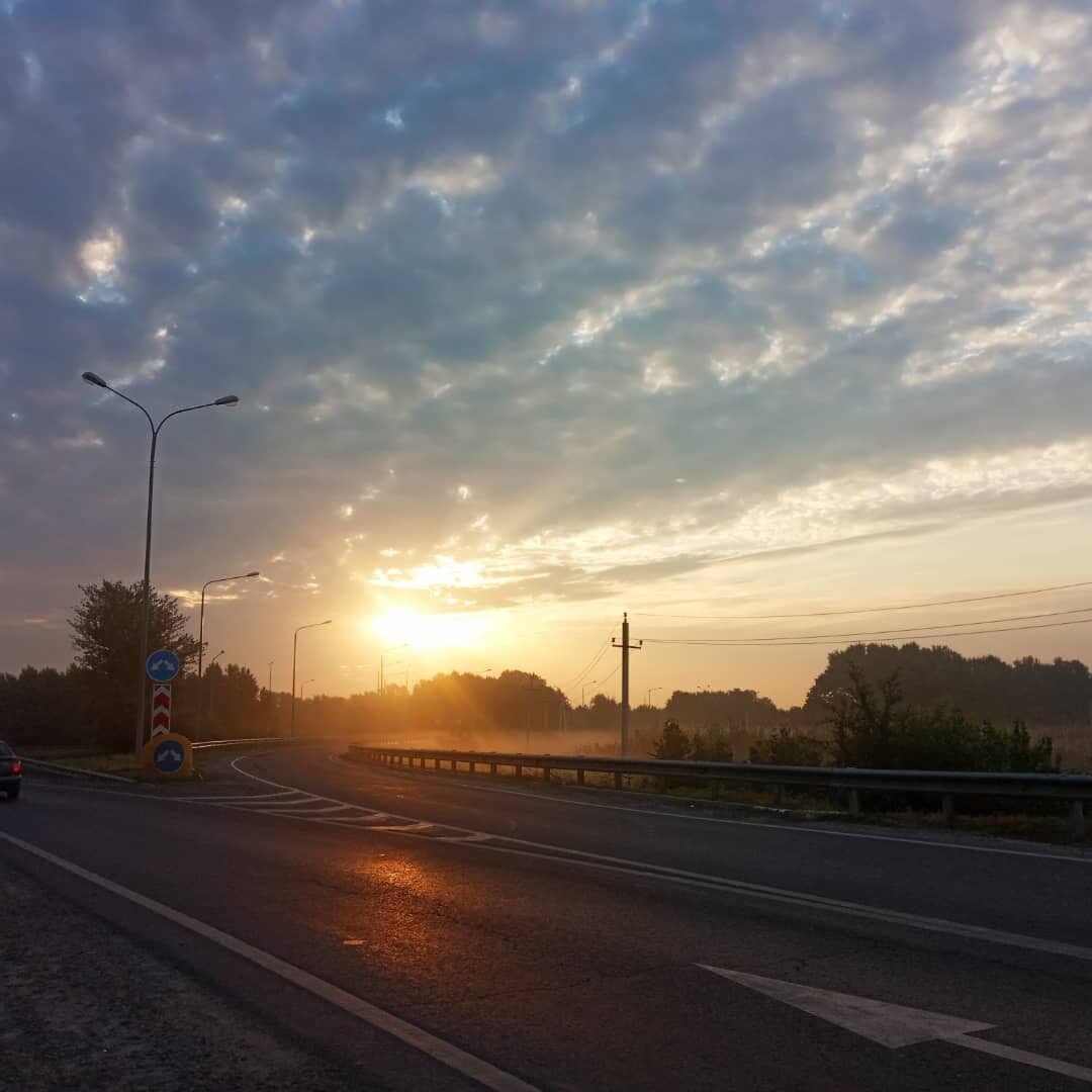 Рассветный час на Левом берегу Дона. Развязка на Москву, Краснодар и Ольгинскую. 