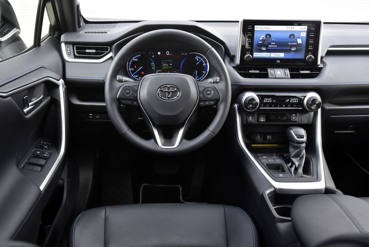 Новый Toyota RAV4 