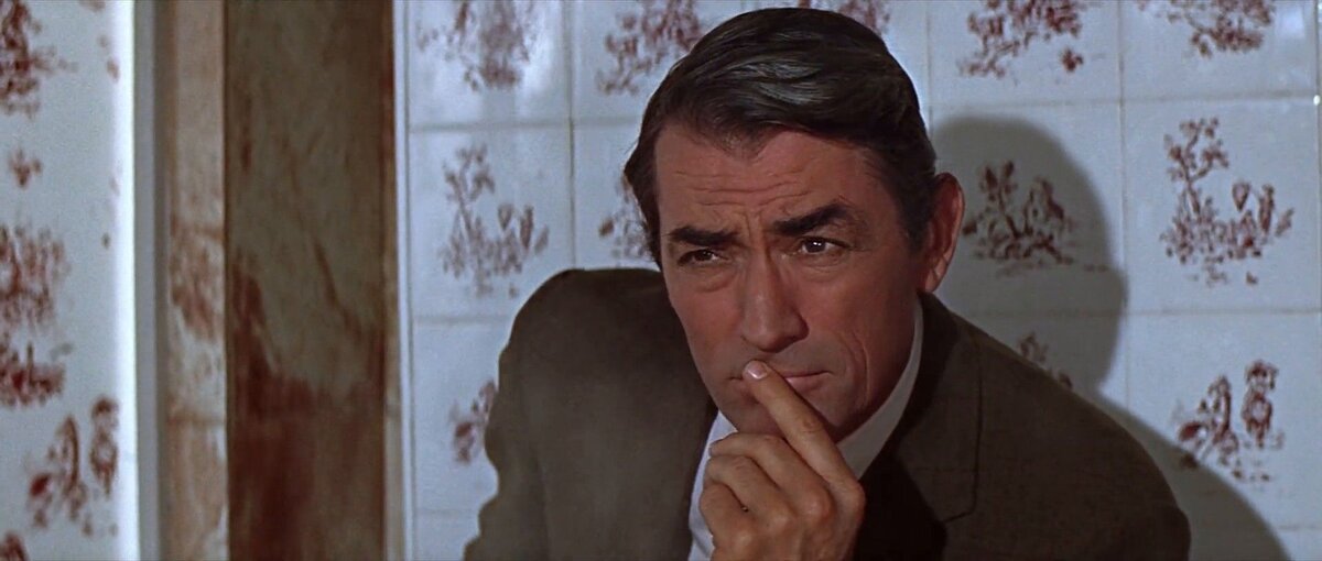 Кадр из фильма «Арабеска» (1966)