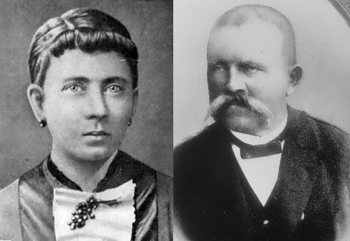 Его отец, Алоис, женился на своей не такой уж и далекой родственнице – Кларе Пельц. 