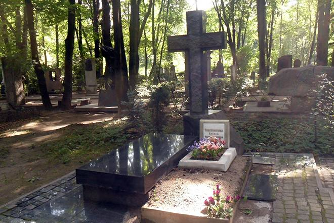 Актера Евгения Лебедева баловнем судьбы точно не назовешь. Через что он прошел, даже представить страшно. Но он не сломался, а стал Великим русским Артистом.-22