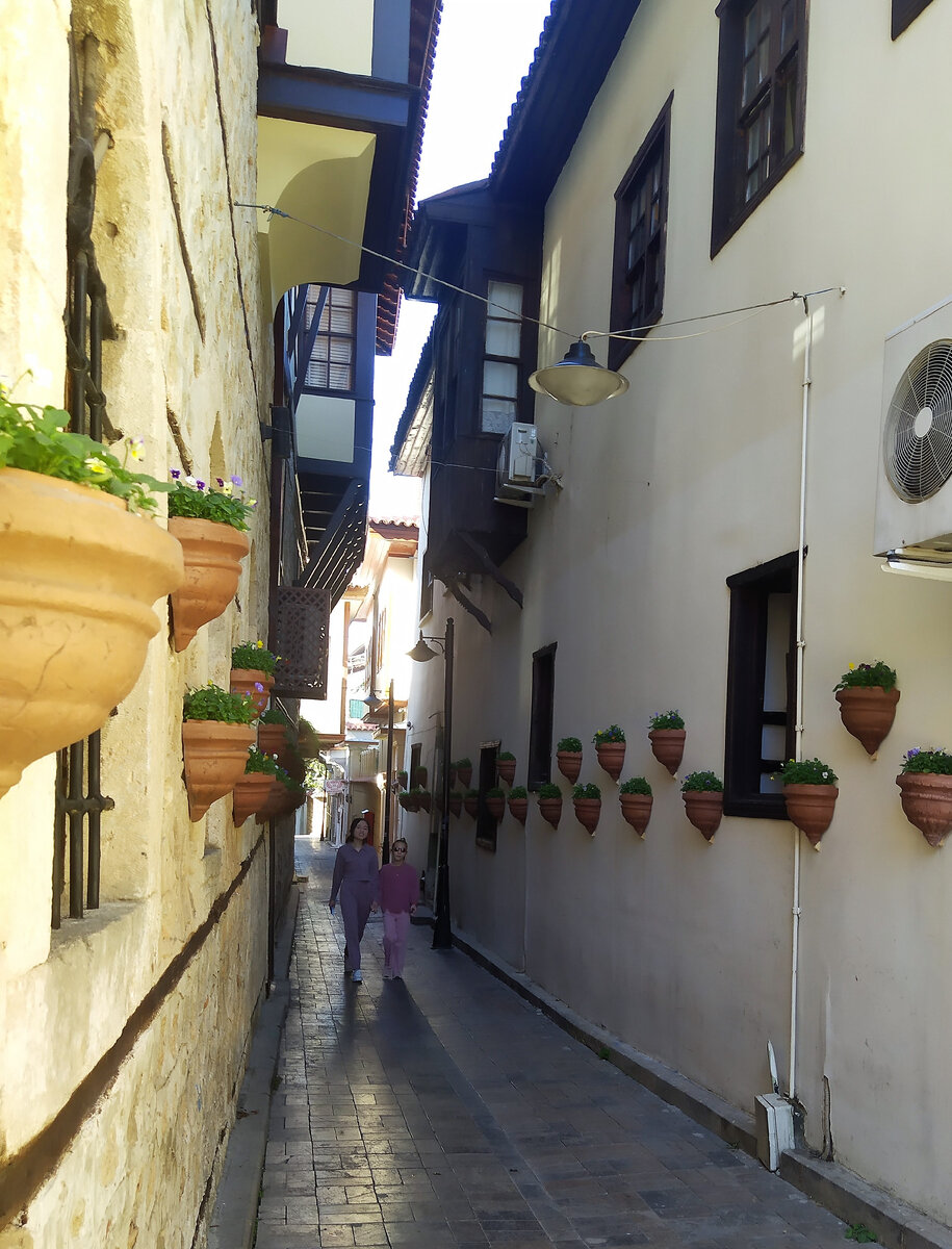 По улочкам Калеичи