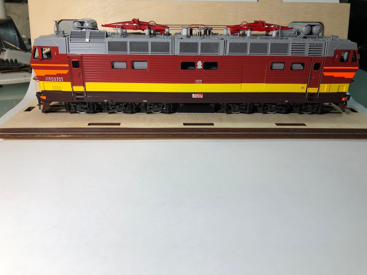 Модель электровоза ЧС4Т-370