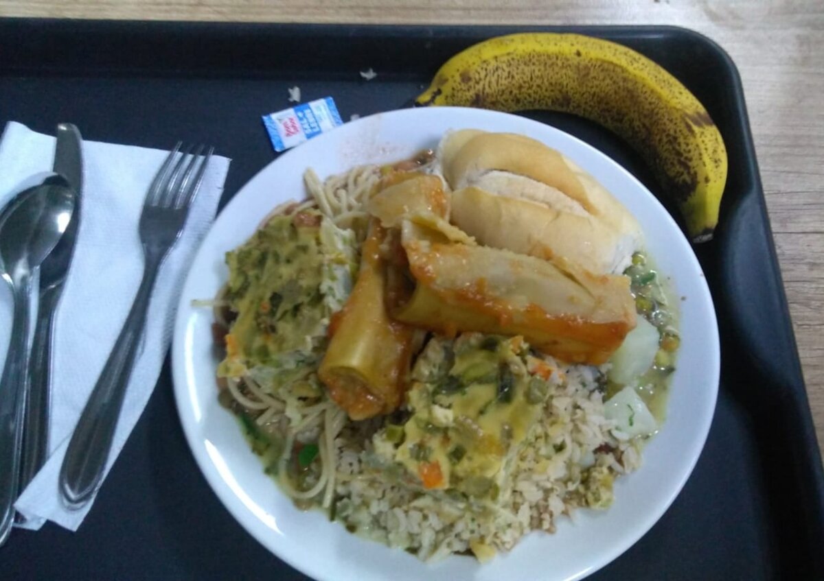 Обед на работе перед работой