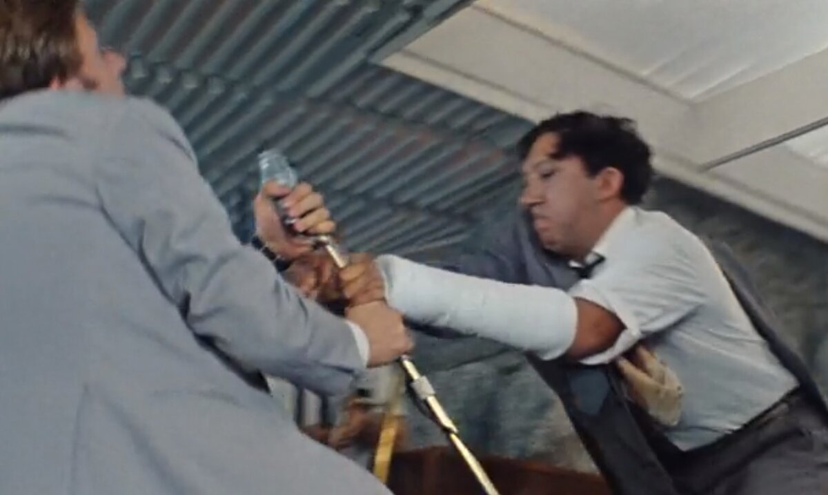 Мы помним как заканчивается спонтанное выступление Семен Семеновича Горбункова. 