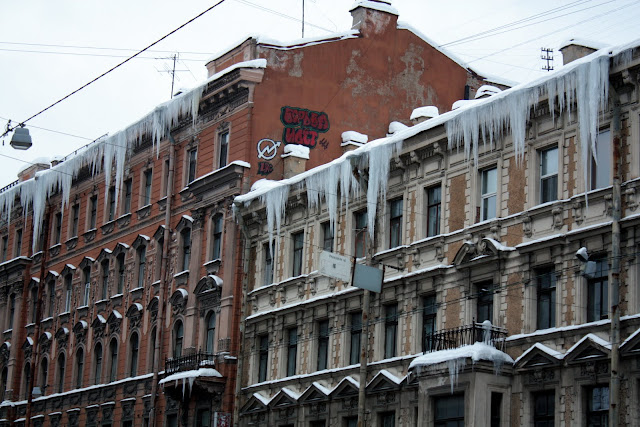 Так выглядит Санкт-Петербург зимой, ->
