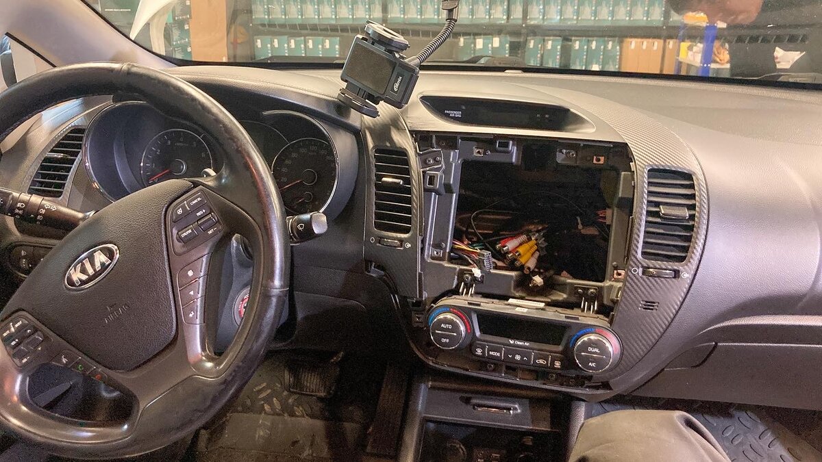 Kia Cerato + штатная магнитола Android