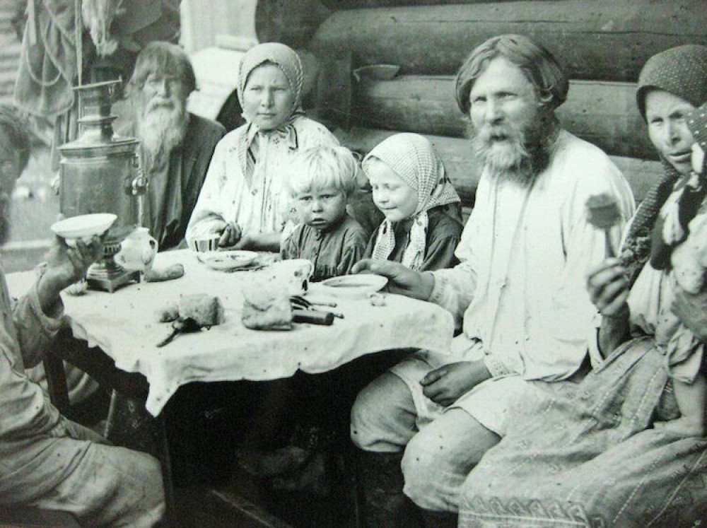 Чем питались крепостные крестьяне?0