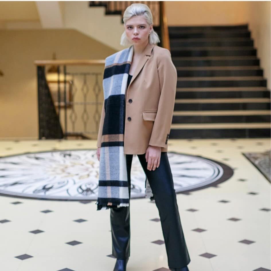 Скрины из официального инстаграма бренда https://www.instagram.com/brand_150cm/