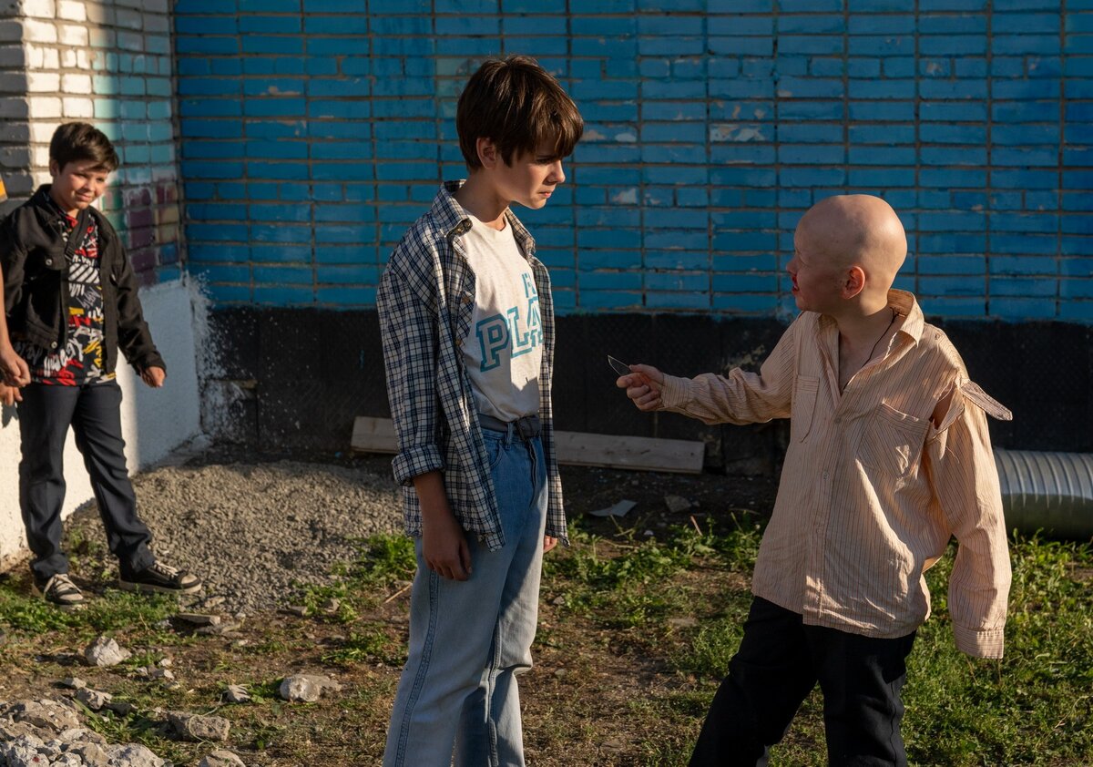 Кадр из сериала Хрустальный. 