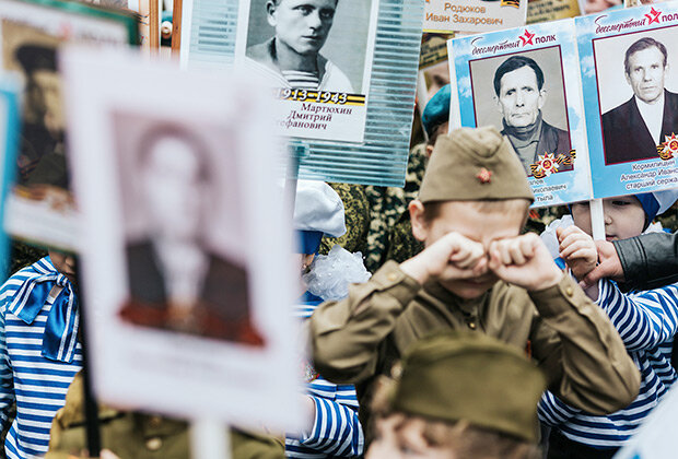 Участники детского Парада Победы в Иваново 
Фото: Варвара Гертье / РИА Новости
