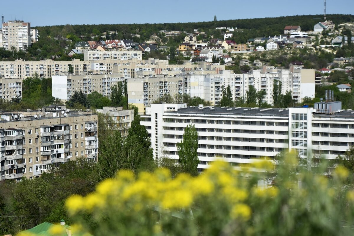 Ул крымская 20. Крымская улица. Столица Крыма. Крымская улица Пенза. СПБ Крымская улица.