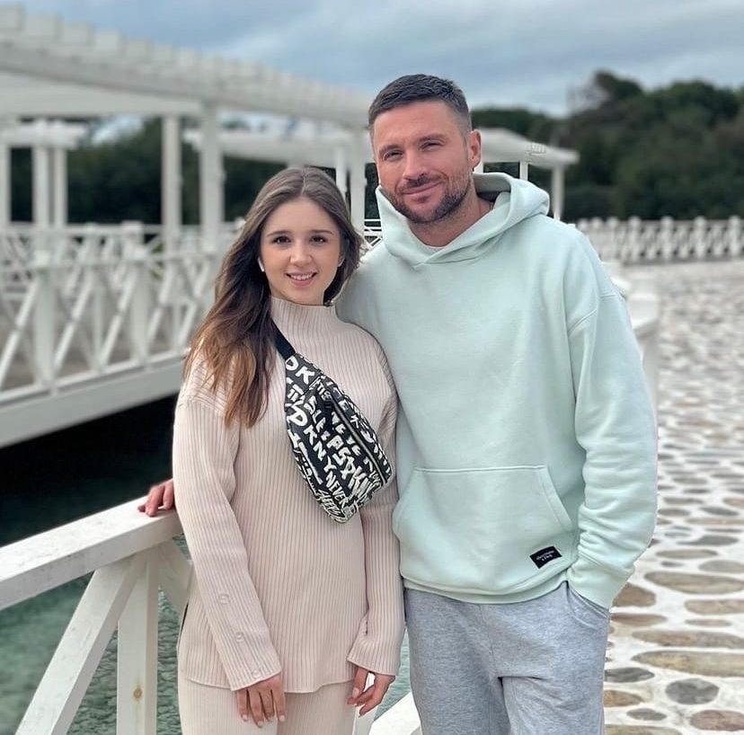 Сергей Лазарев с племянницей 