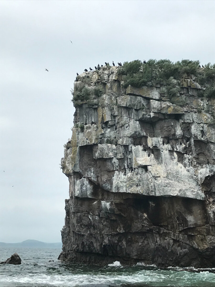 Вот эта скала. Фото автора