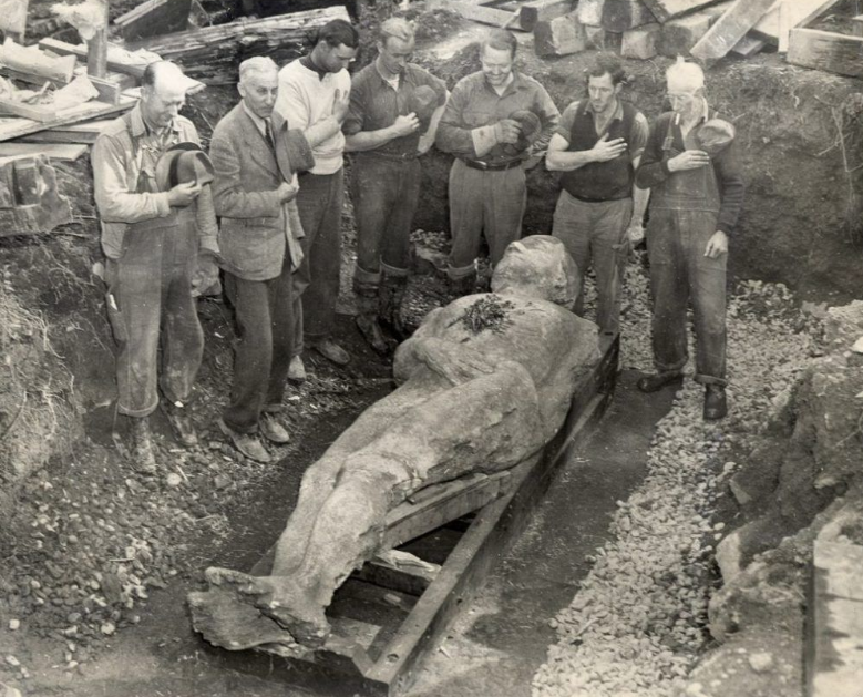 фото великана