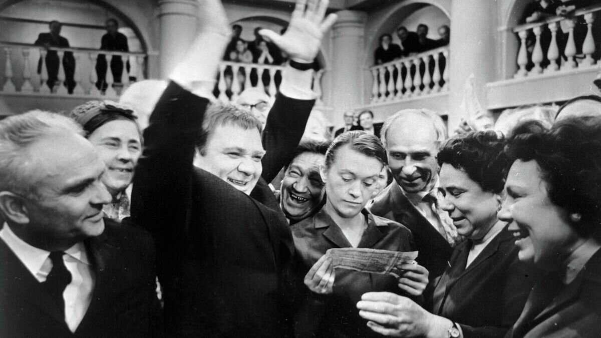    Валентина Талызина и Евгений Леонов в фильме "Зигзаг удачи"© РИА Новости / РИА Новости