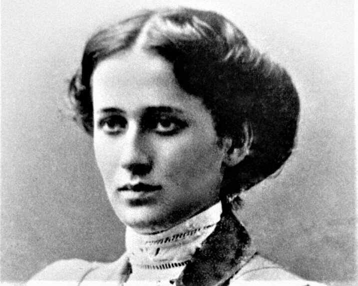 Ахматова в годы учебы