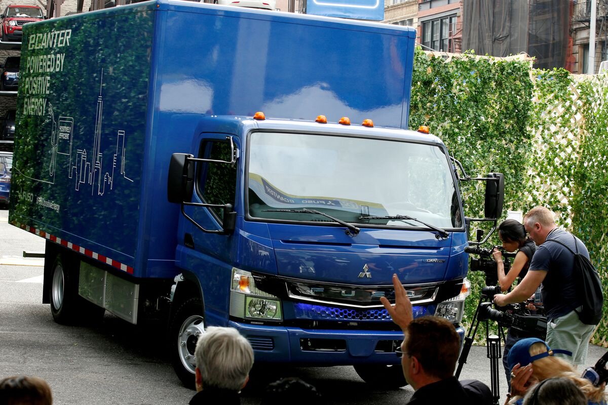 Агентство по охране окружающей среды США рассмотрит ужесточение правил выбросов для тяжелых грузовиков
