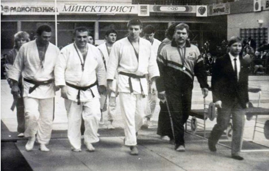 Церемония награждения на Чемпионате СССР по дзюдо, 1990 год. Минск (Белоруссия)