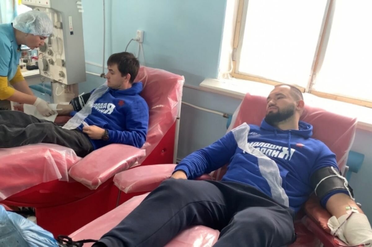    Тюменские активисты сдали кровь для военных в Суходольске