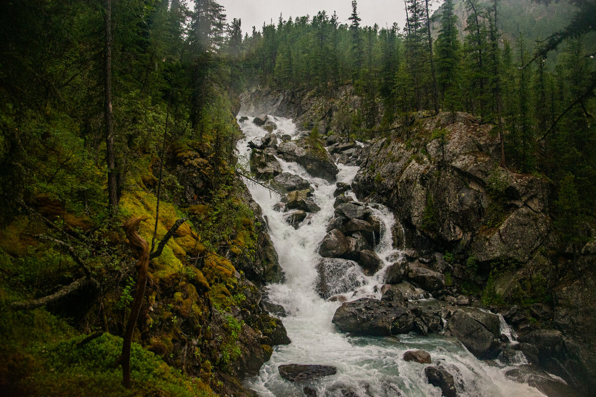 Каскады Дарашколь горный Алтай