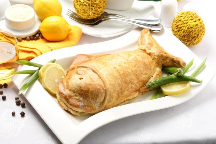   Кулебяку с рыбой делают в форме рыбки Фото: Depositphotos