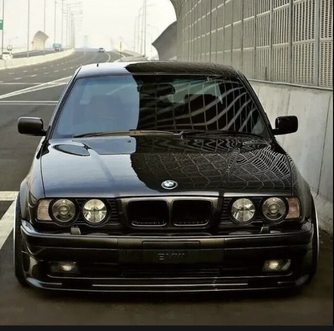 Легенды 90-х : BMW M5 E34