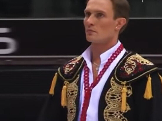     Долгое время в состоянии спортсмена не было улучшений. Фото: стоп-кадр выступления фигуриста на Олимпиаде в Турине