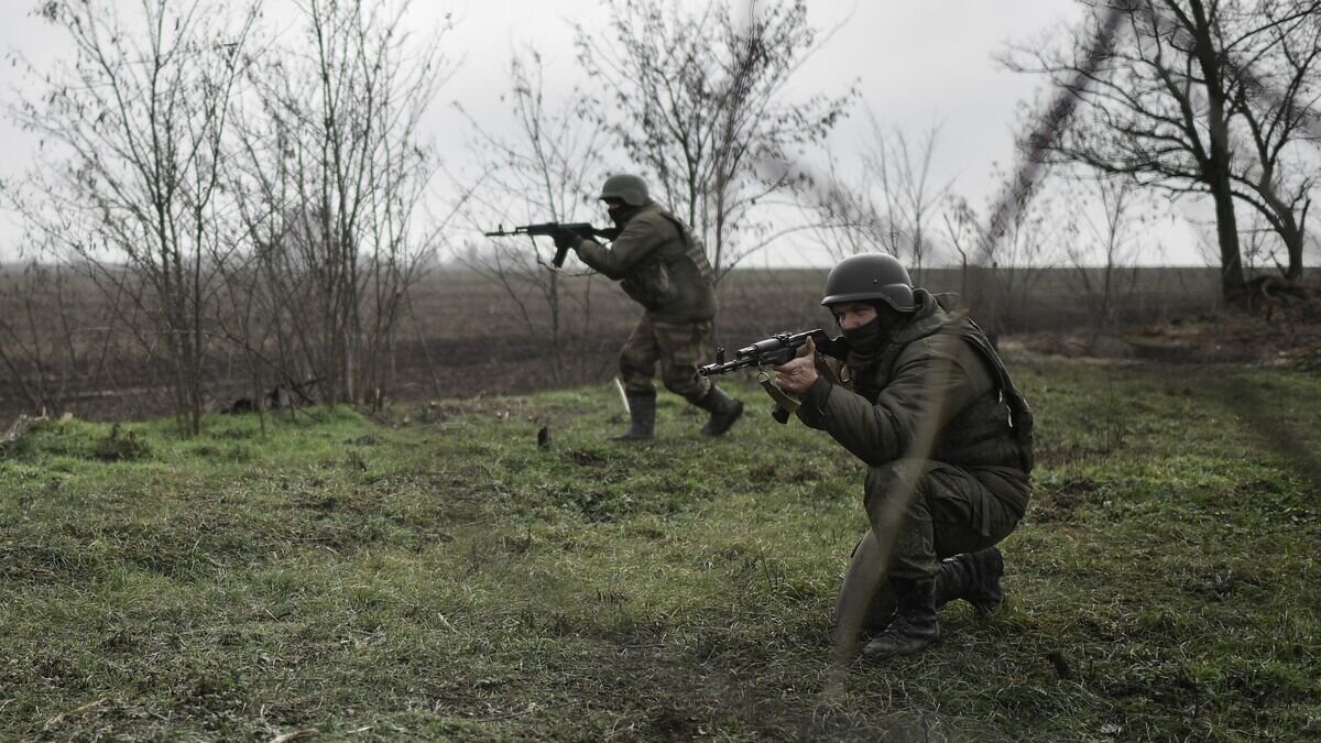    Военнослужащие Запорожском направлении© РИА Новости / Константин Михальчевский